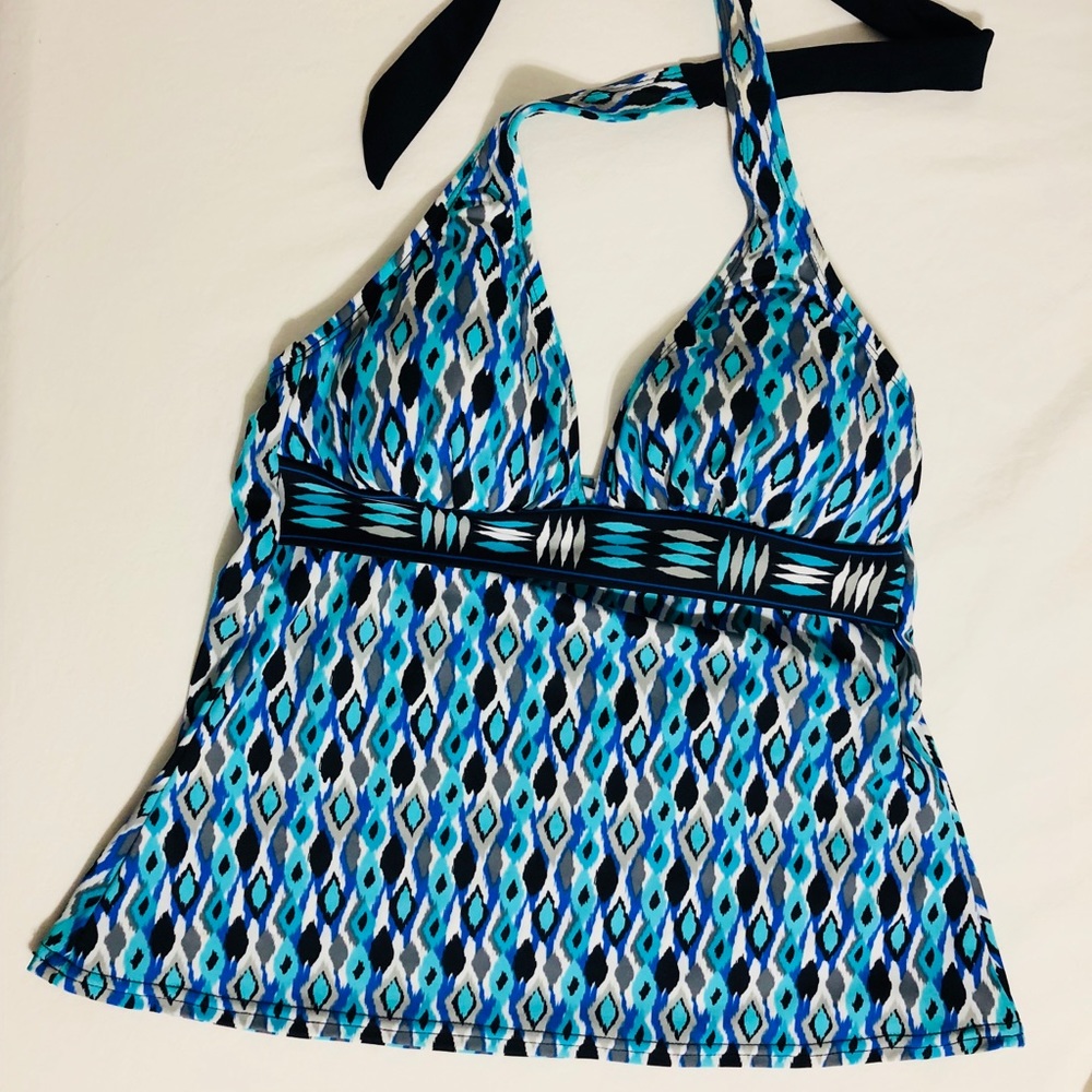 Women’s tankini swim top size small